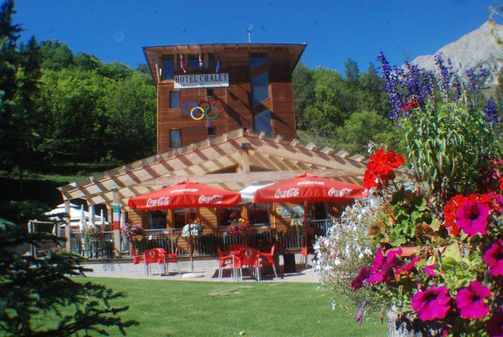 Hotel Chalet Casa Cesana チェザーナ・トリネーゼ エクステリア 写真